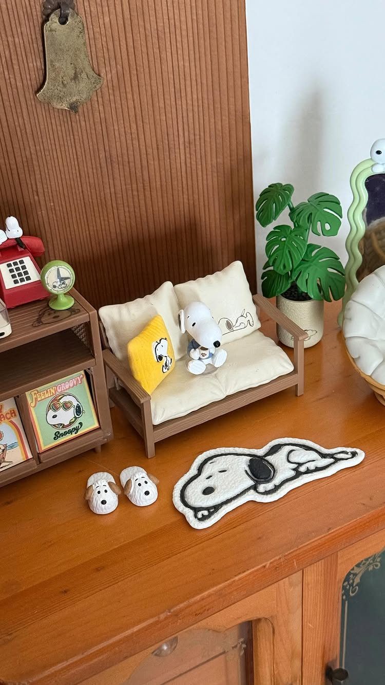 38 Gift Ideas for 13th Birthday in 2026, From Snoopy to LEGO 33 Snoopy themed miniature room set with a small sofa, rug, and accessories.