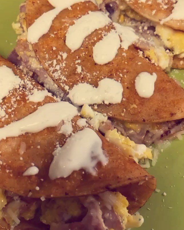 32 Ideas on What to Serve for Breakfast, From Eggs to Scones 23 Breakfast enchiladas filled with eggs and meat, topped with cream and cheese.